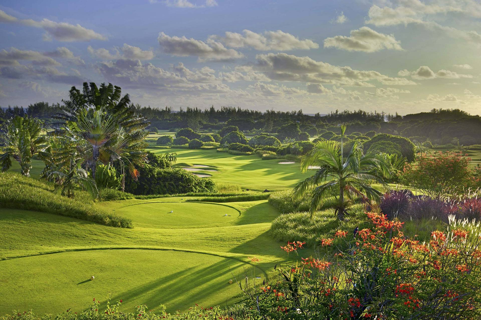 Tee-off at Le Château Golf Course